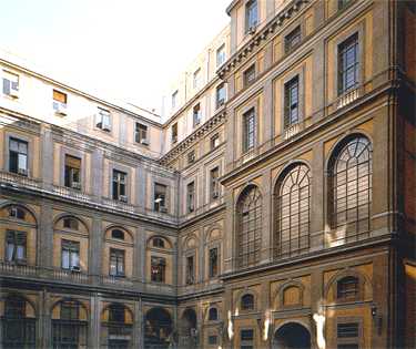 Patio2.jpg (21430 bytes)